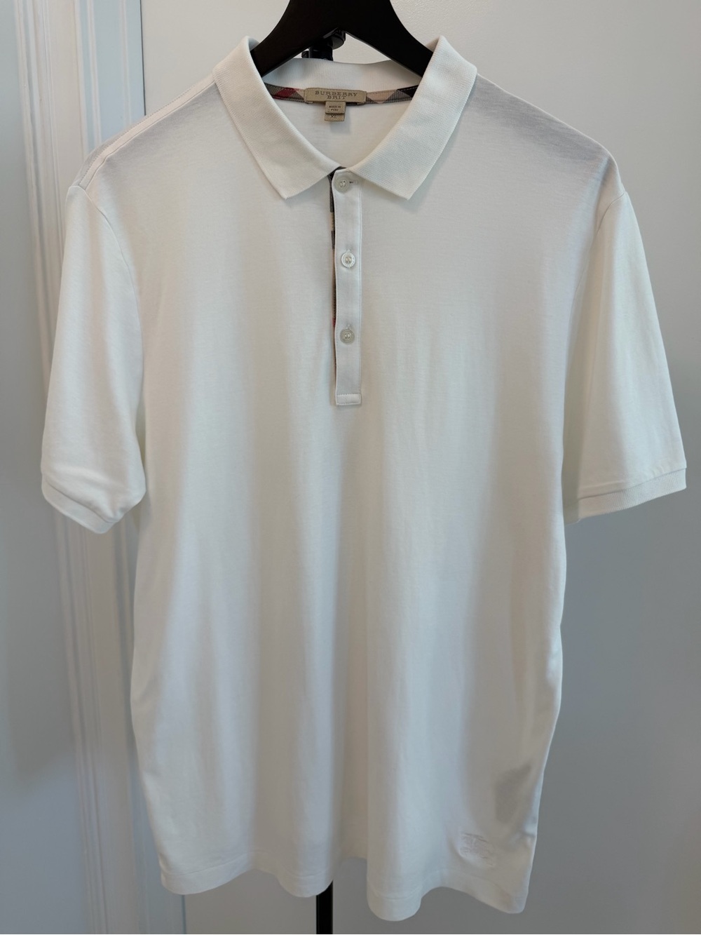 Burberry Classic White Polo Shirt XL with checkered print